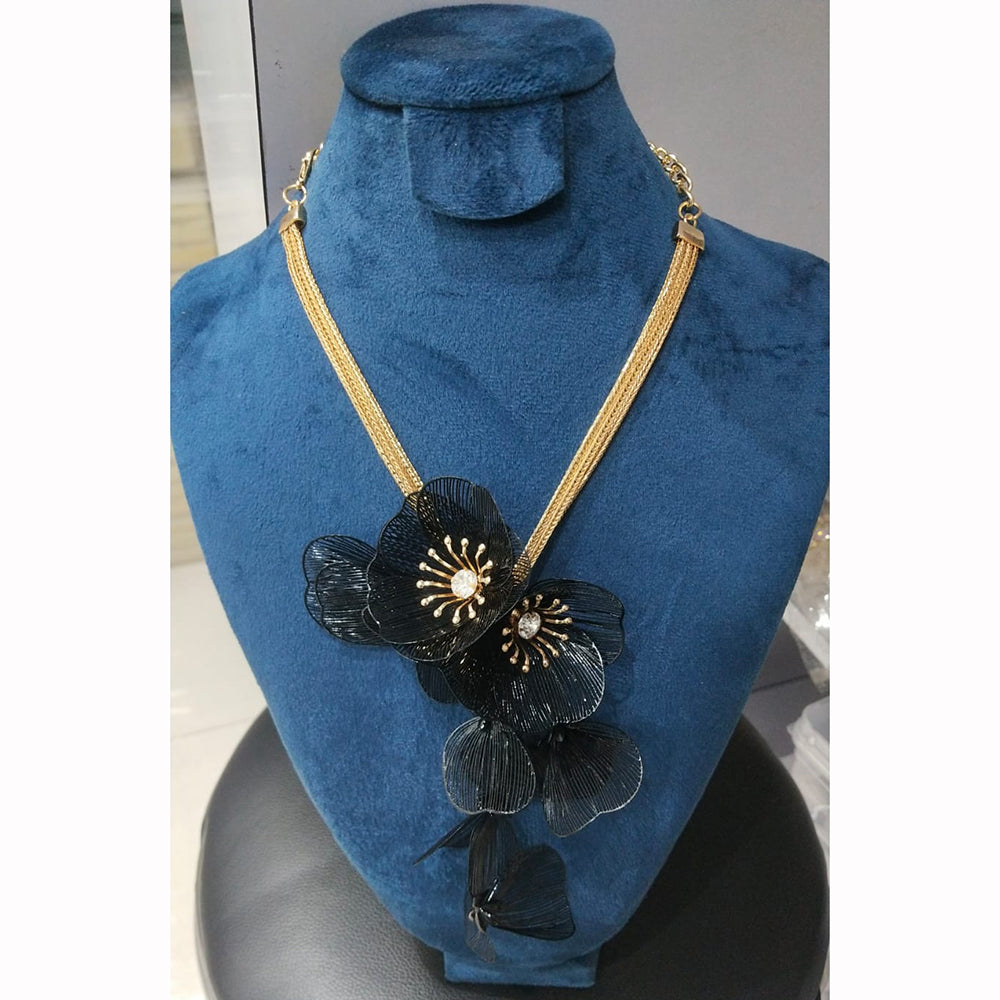 Kavita Art Sparkling Flower Design Austrian Stone Necklace Set