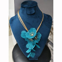Kavita Art Sparkling Flower Design Austrian Stone Necklace Set
