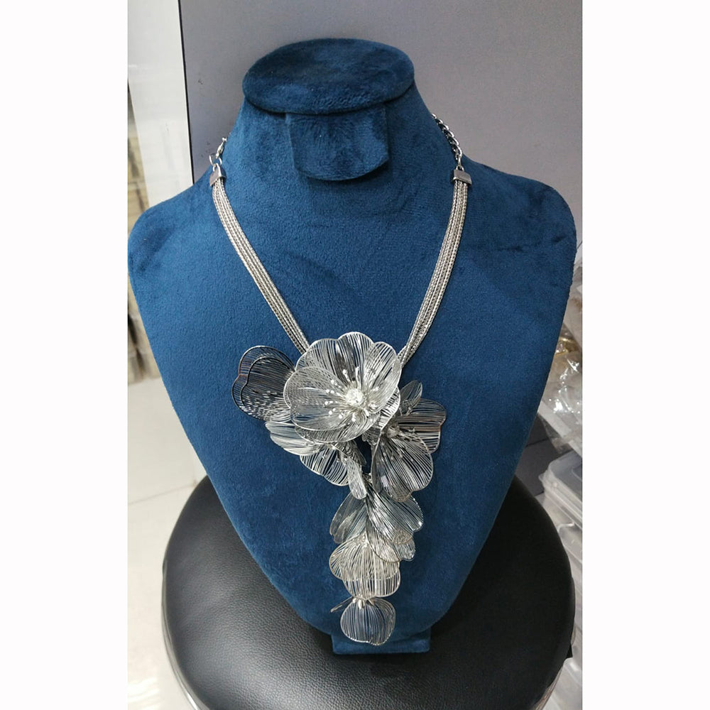 Kavita Art Sparkling Flower Design Austrian Stone Necklace Set