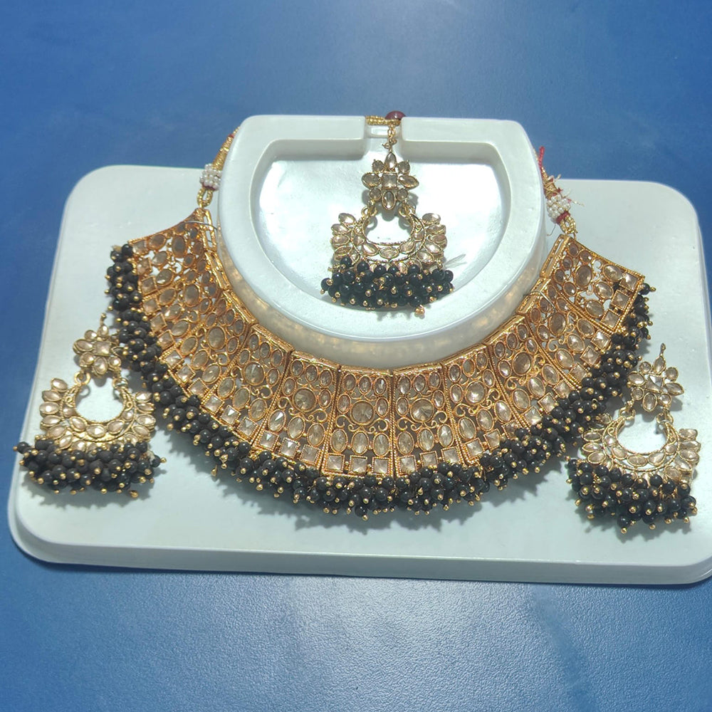 Kavita Art Elegant Shine Crystal and Pearl Choker Necklace Set