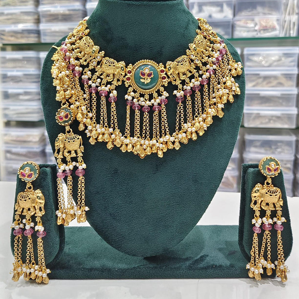 Kavita Art Elegant Shine Pota Stone And Pearls Necklace Set