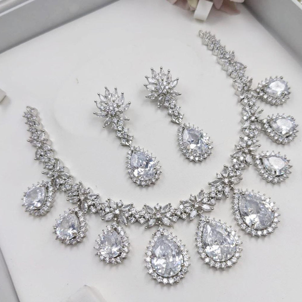 Kavita Art Sparkling American Diamond And Austrian Stone Necklace Set