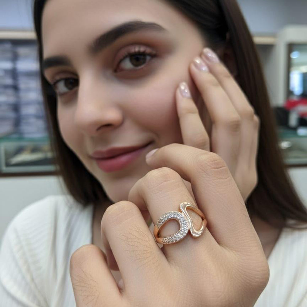 Kavita Art Glamorous Austrian Stone Statement Ring