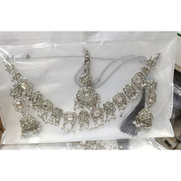 Kavita Art Elegant Crystal Stone And Pearl Designer Necklace Set