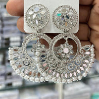 Kavita Art Royal Mirror Stone And Pearl Designer Earrings