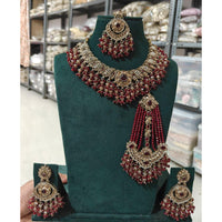 Kavita Art Crystal Stone And Pearl Designer Necklace Set