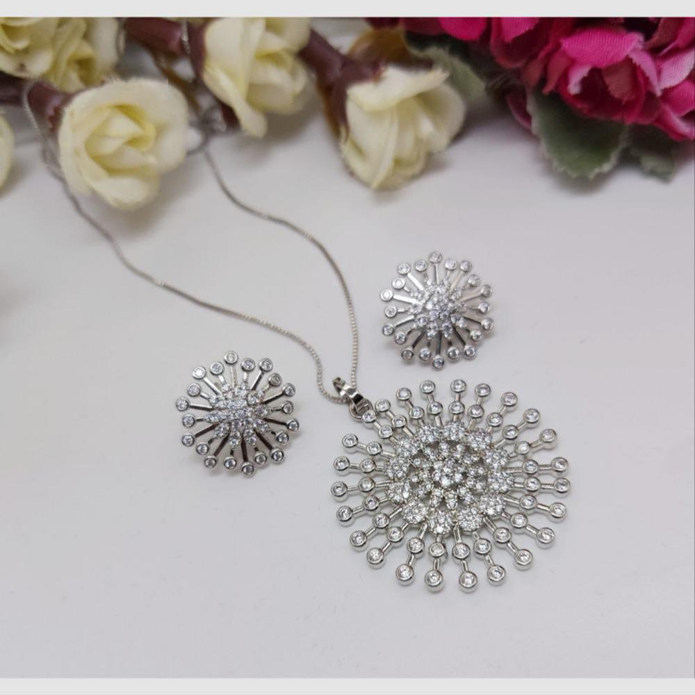 Kavita Art Graceful Austrian Stone Pendant Set