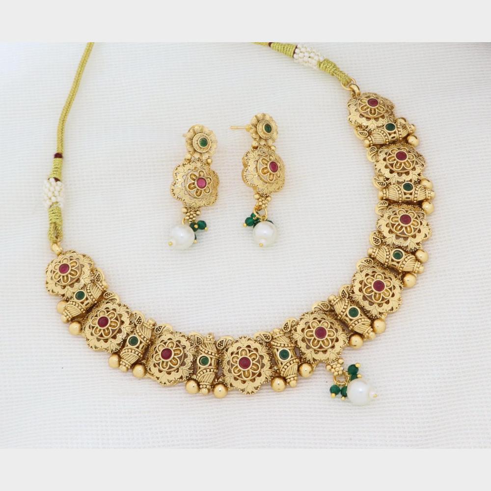 Kavita Art Elegant Pota Stone Pearl Necklace Jewellery Set