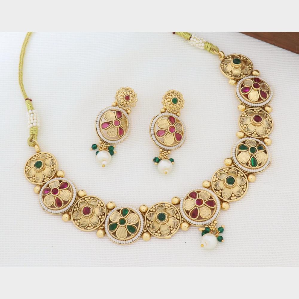 Kavita Art Elegant Pota Stone Pearl Necklace Jewellery Set