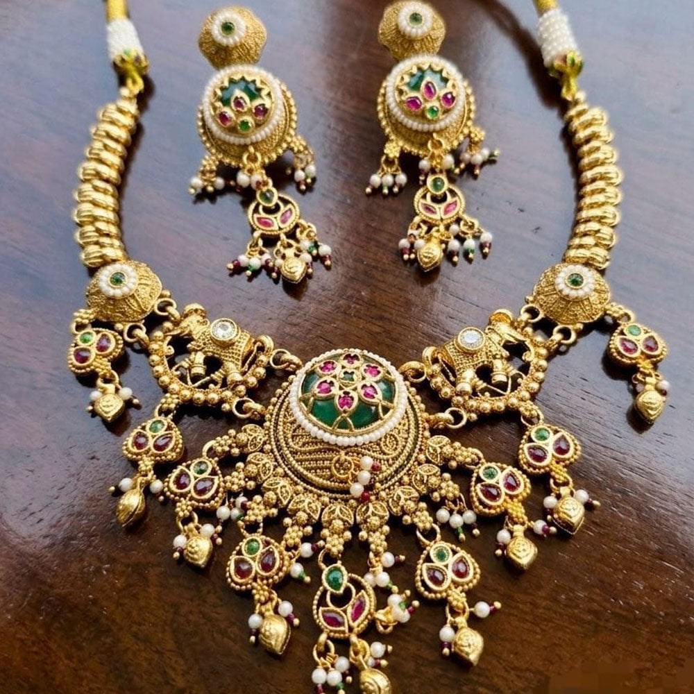 Kavita Art Gold Plated Royal Pota Stone And Pearl Necklace Set