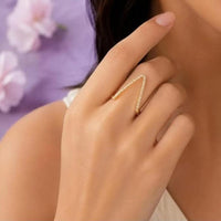 Kavita Art Glamorous Austrian Stone Statement Ring