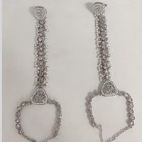 Kavita Art Wedding Wear Crystal Stone And Pearl Hath Panja