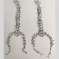 Kavita Art Wedding Wear Crystal Stone And Pearl Hath Panja