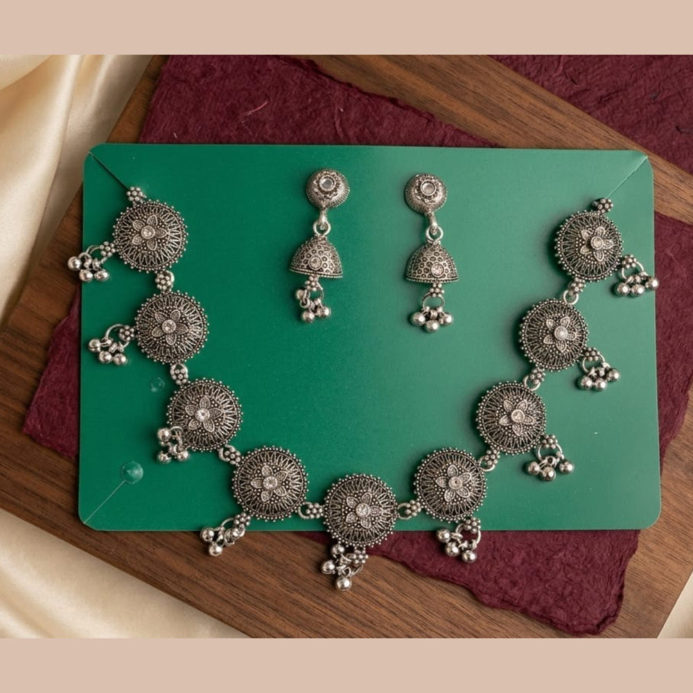 Kavita Art Boho Style Oxidised Plated Pota Stone And Pearl Necklace Set