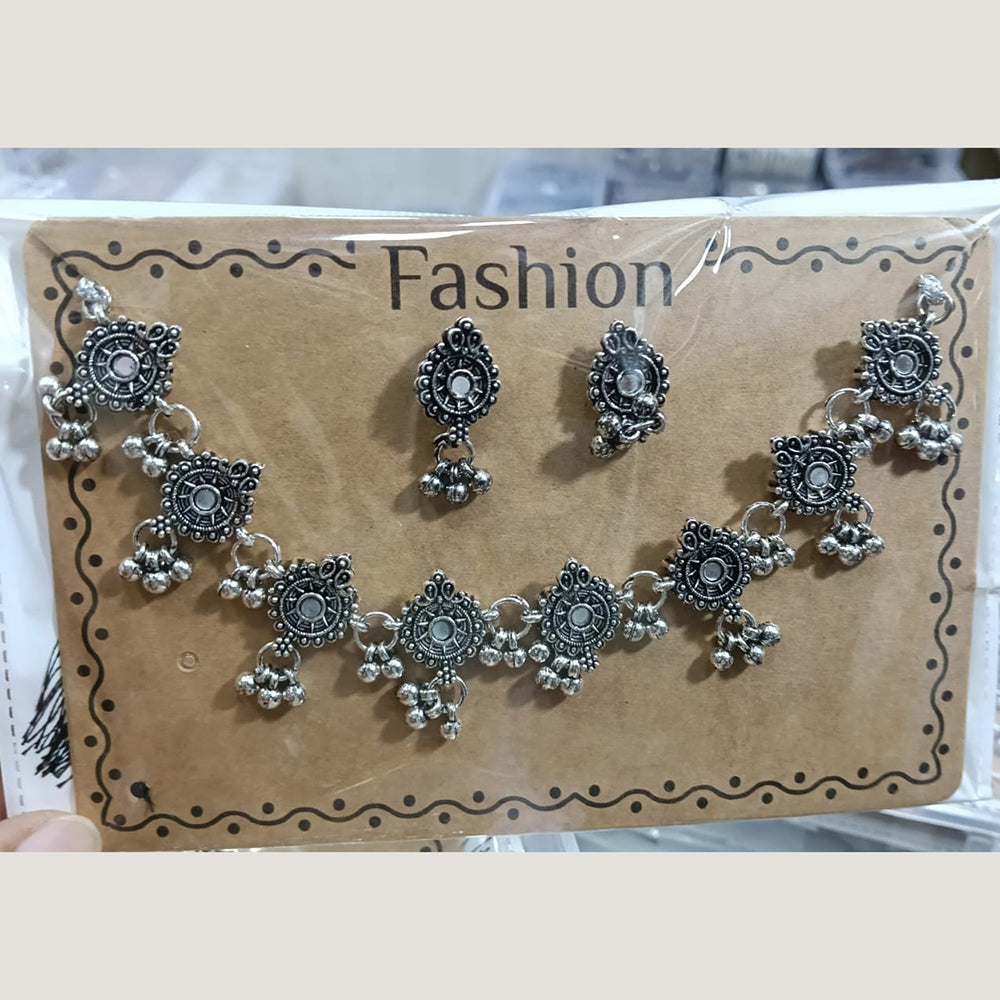 Kavita Art Boho Style Oxidised Plated Mirror And Pearl Necklace Set