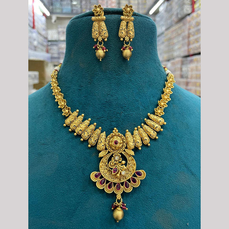 Sona Creation Gold Plated Kundan Stone And Pearls Necklace Set