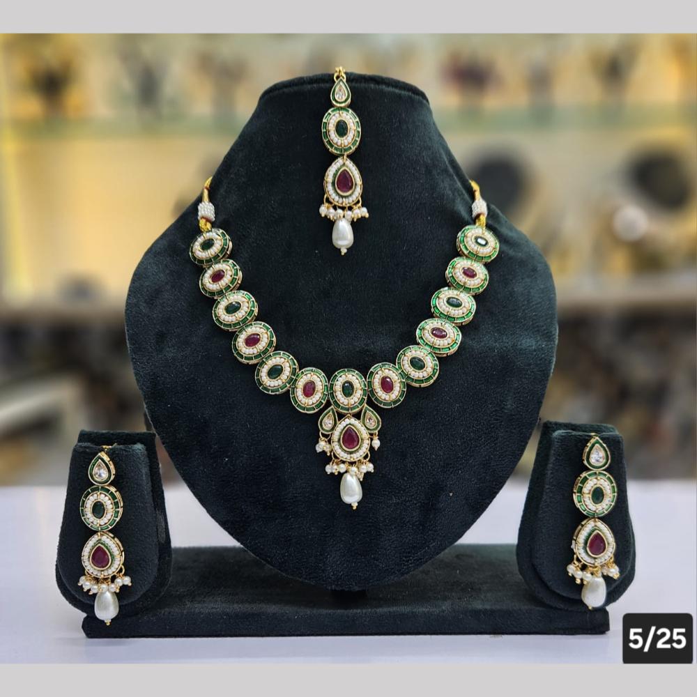 SNERA Gold Plated Crystal Stone And Pearls Necklace Set