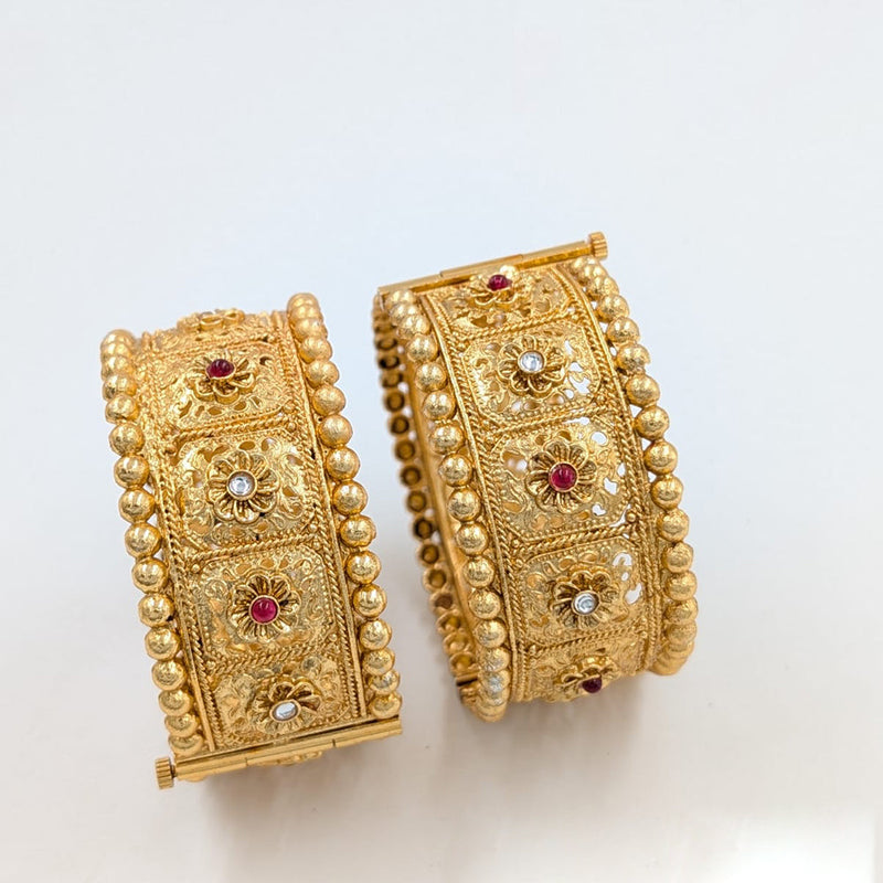 SNERA Gold Plated Pota Stone Openable Bangle Set