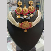 SNERA Gold Plated Pota Stone And Pearls Choker Necklace Set