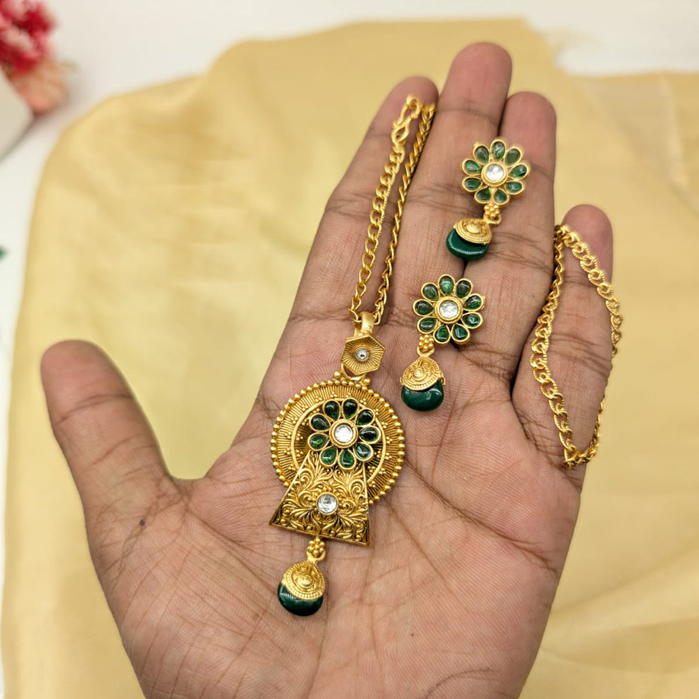 SNERA Silver Plated Pota Stone Pendant Set