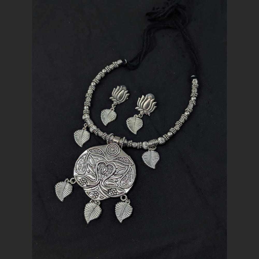 SNERA Oxidised Plated Necklace Set