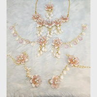 SNERA Elegant Floral Jewellery With Shell Combo Set