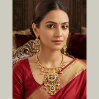 SNERA Graceful Pota Stone And Pearl Necklace Set