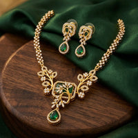 SNERA Sparkling Crytsal Stone Necklace Set