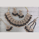SNERA Sparkling Crystal Stone And Pearl Necklace Set