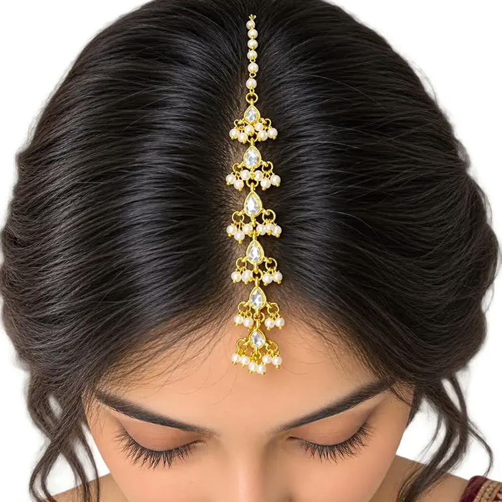 SNERA Wedding Special Kundan Stone And Pearl Maangtikka
