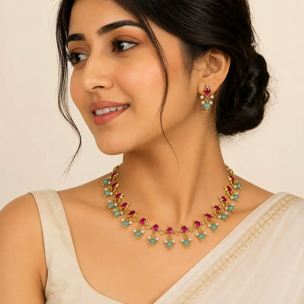 SNERA Ethnic Pota Stone And Pearl Choker Necklace Set