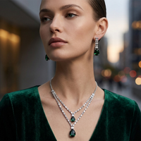 Urthn Silver Plated Sparkling Crystal Stone Necklace Set