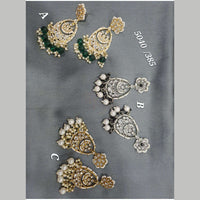 Deep Enterprises Kundan Stone And Beads Dangler Earrings