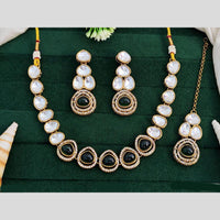 Everlasting Quality Jewels Gold Plated Crytsal And Austrain Stone Neckalce Set
