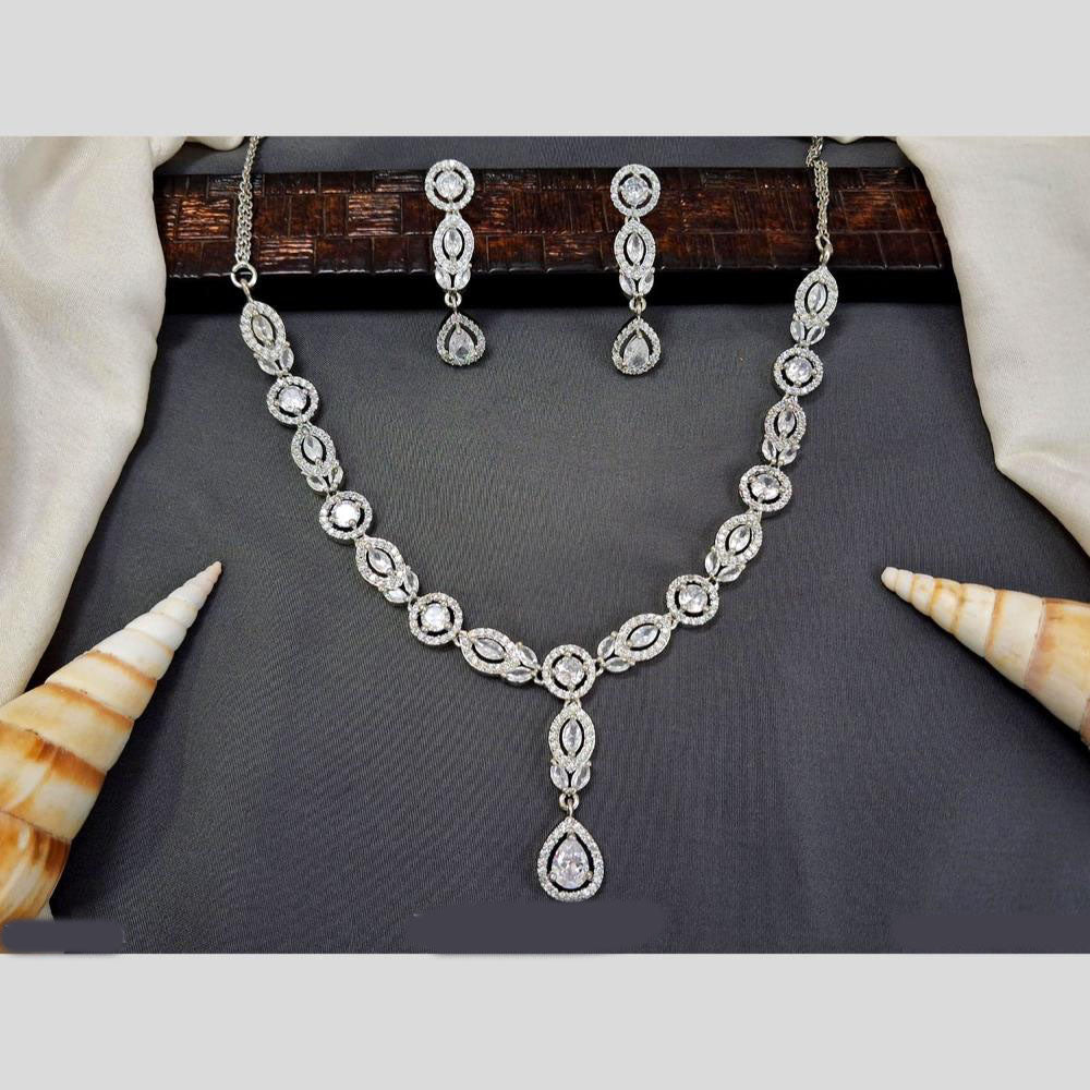 Everlasting Quality Jewels Silver Plated American Daimonds Necklace Set