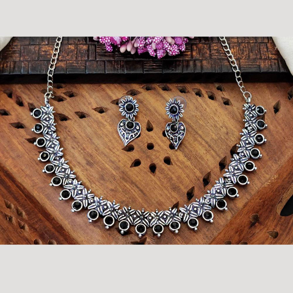 Everlasting Quality Jewels Oxidised Plated Regal Glow Pota Stone Necklace Set