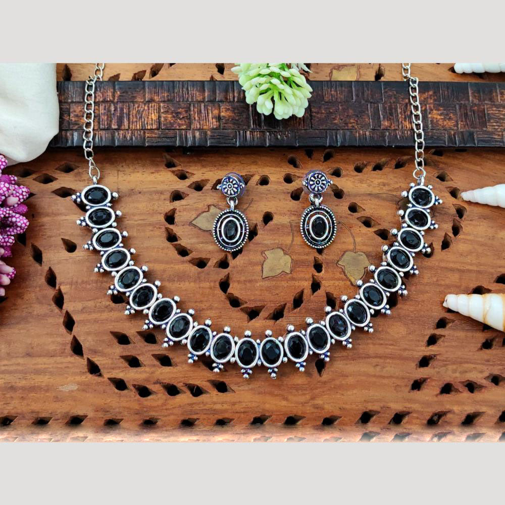 Everlasting Quality Jewels Oxidised Plated Regal Glow Pota Stone Necklace Set