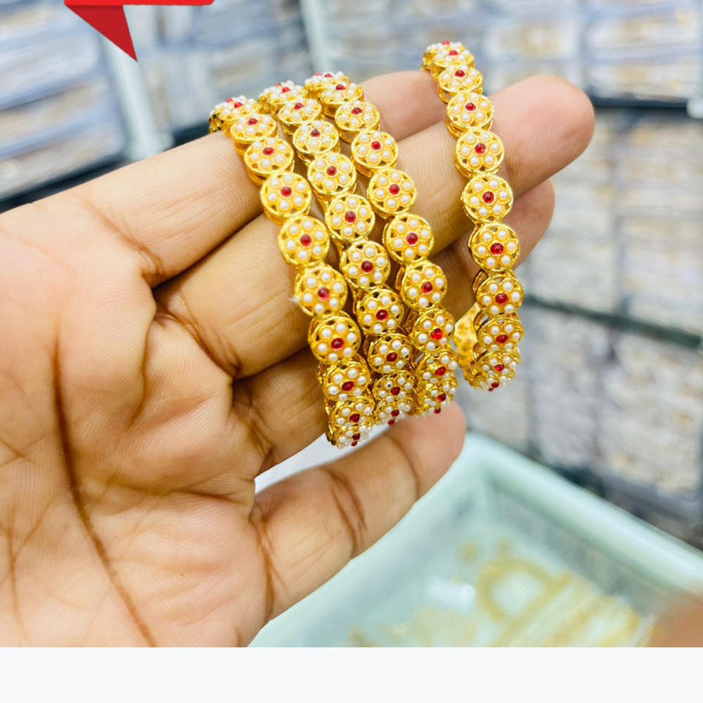 Everlasting Quality Jewels Traditional Floral Design with Pota Stone Bangles Set 