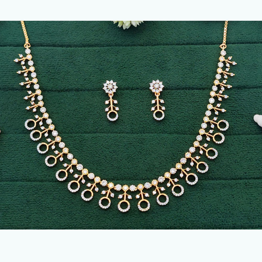 Everlasting Quality Jewels Contemporary Loop Design Necklace Set 