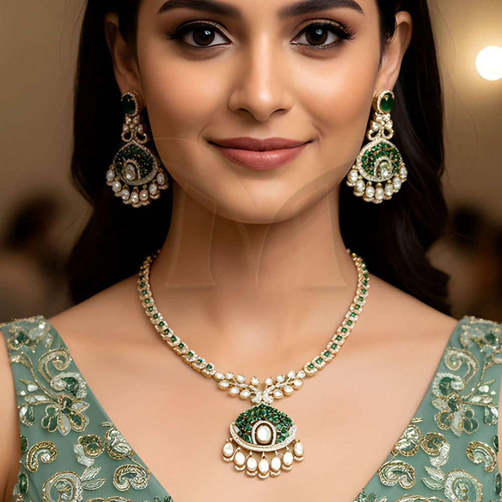 Everlasting Quality Jewels Emerald and Polki Grandeur Necklace Set