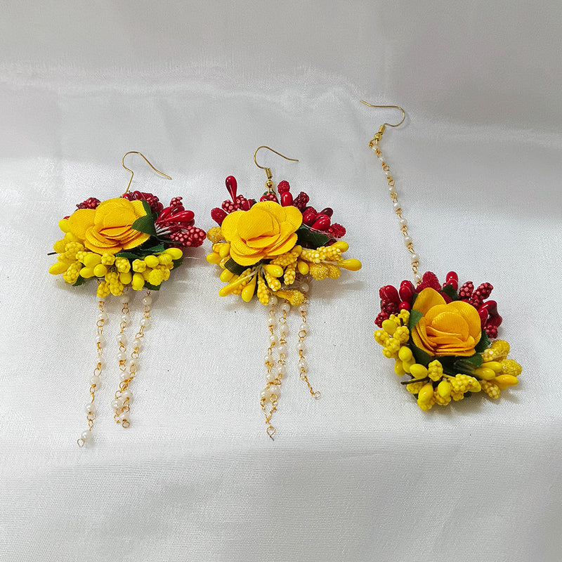 Darshana Jewels Floral Earrings With Maangtikka