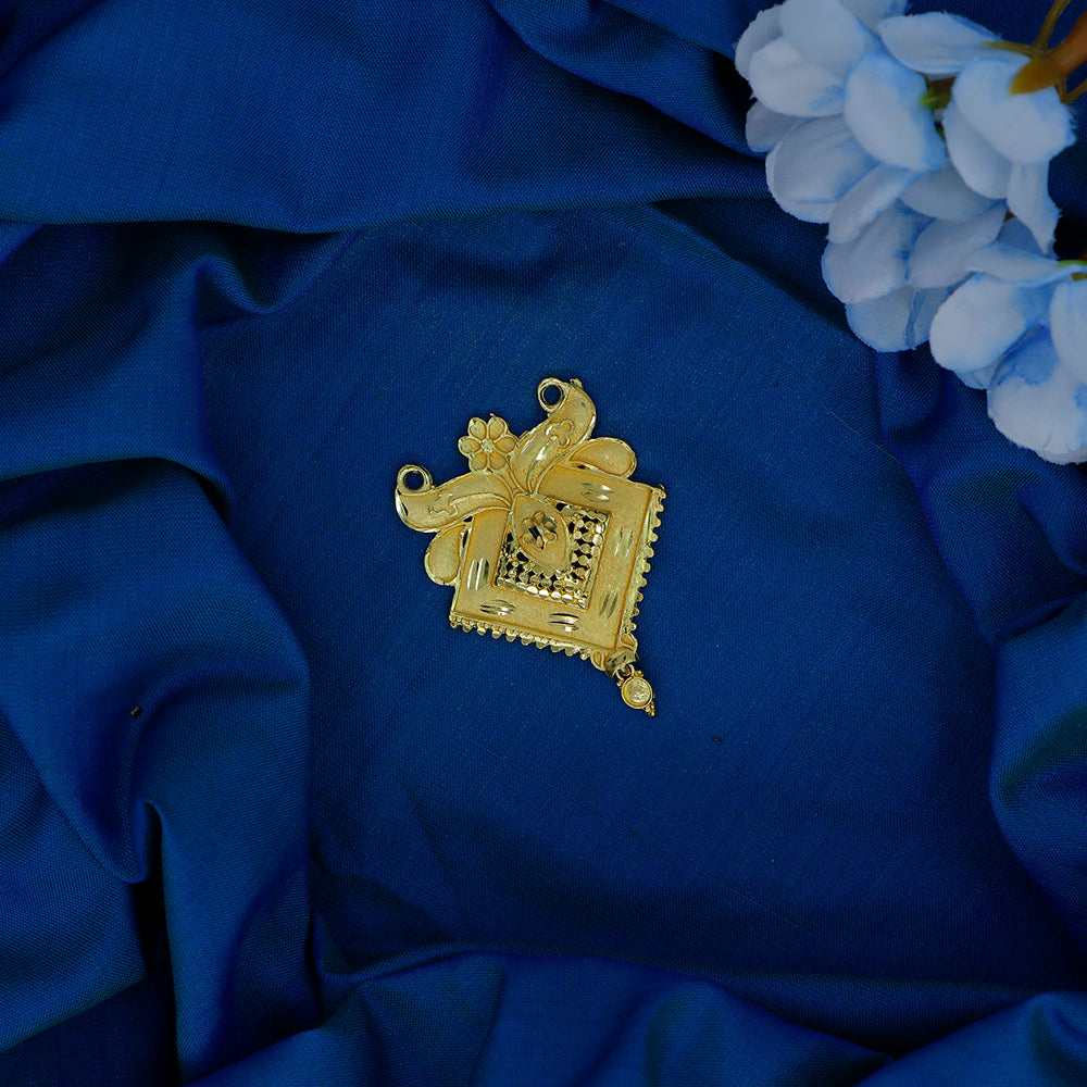 Mahavir Stylish DYE Gold Plated Pendant for Women (Pack of 6)