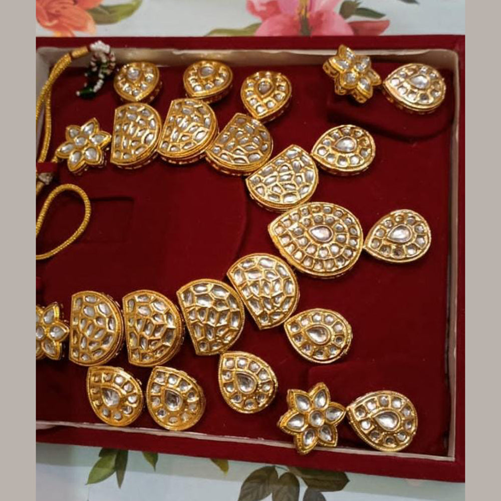 FS Collection Gold Plated Kundan Necklace Set
