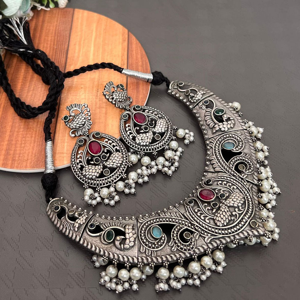 FS Collection Oxidised Plated Pota Stone And Pearl Necklace Set