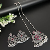 FS Collection Oxidised Plated Pota Stone And Pearl Necklace Set