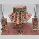 FS Collection Antique Gold Plated Austrian Stone and Pearl Choker Necklace Set