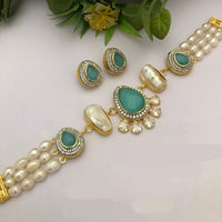 FS Collection Gold Plated Mother Of Pearls Choker Necklace Set