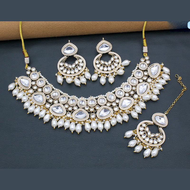 FS Collection Gold Plated Kundan Stone And Pearl Necklace Set