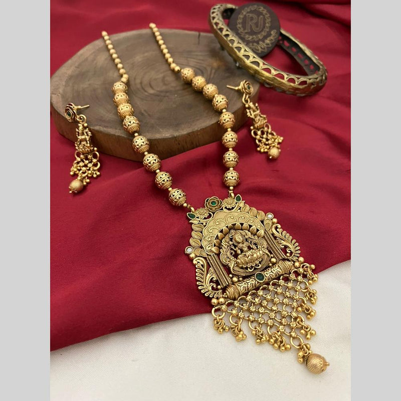 FS Collection Gold Plated Pota Stone And Pearls Temple Long Necklace Set