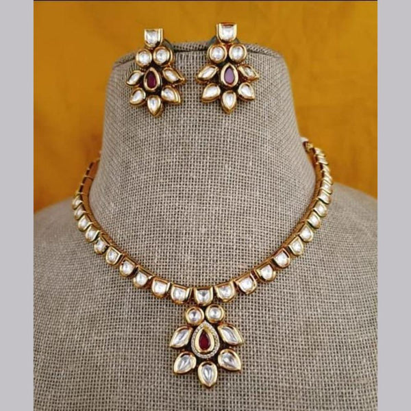 FS Collection Gold Plated Kundan Stone Necklace Set